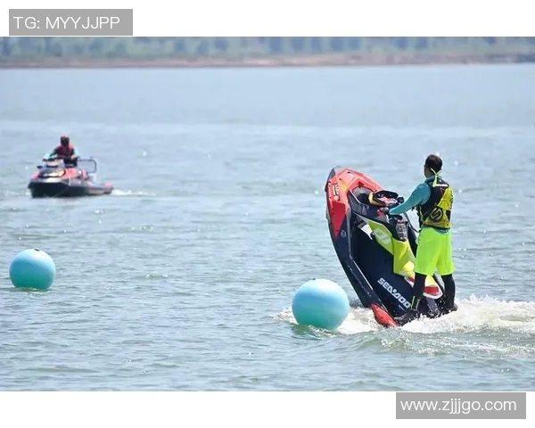 激烈角逐泳池之巅 游泳争霸赛燃爆夏日激情挑战极限